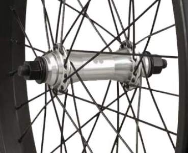 Preview: Wheel Trebol 18" front