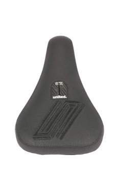 Preview: Seat United Reborn Fat Pivotal